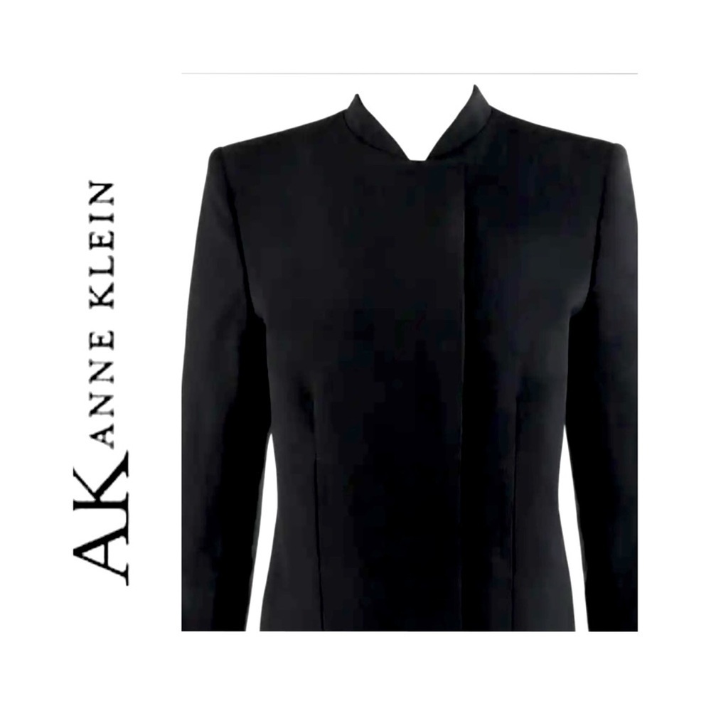 AK Anne Klein Stretch Tailored Semi Cropped Blazer